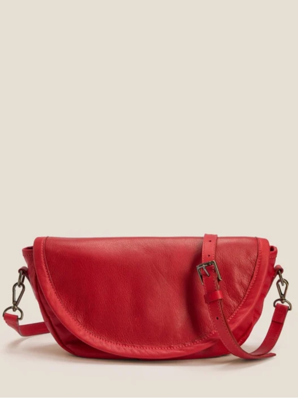 Parker Thatch Arc Saddle Bag Broken In Red Leather Crescent Crossbody Bag
